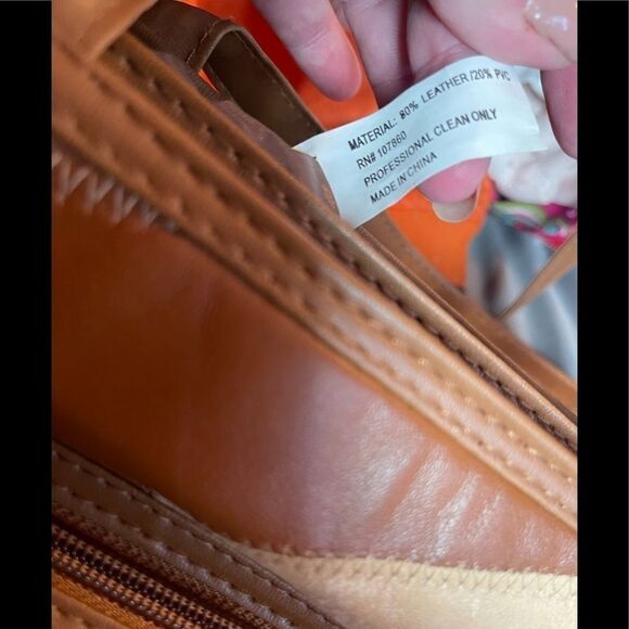 Vintage leather patch shoulder purse - Picture 6 of 7